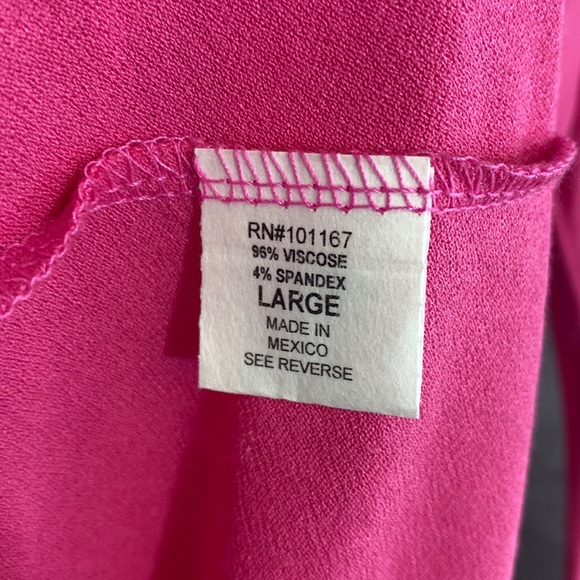 Kim & Cami Peek-a-Boo Cutout Jersey Top - Picture 7 of 8